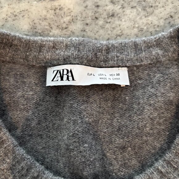 ZARA 100% Wool Knit Cardigan - Picture 3 of 4